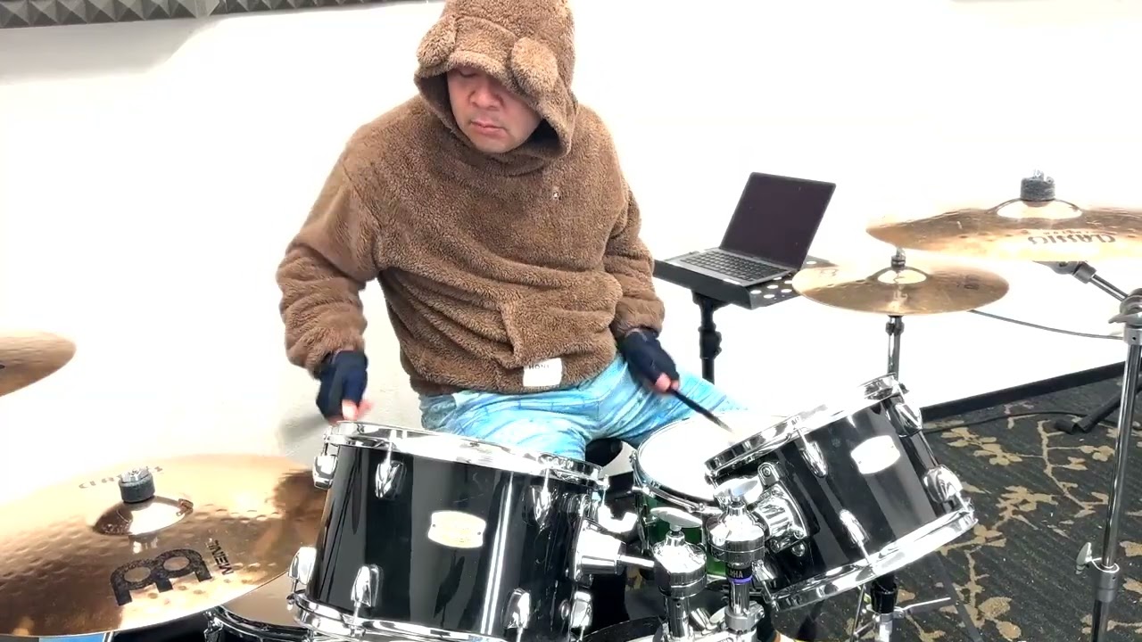 たたいてみたよ🐻 ❄️🥁♪（シカ色デイズ）20250225