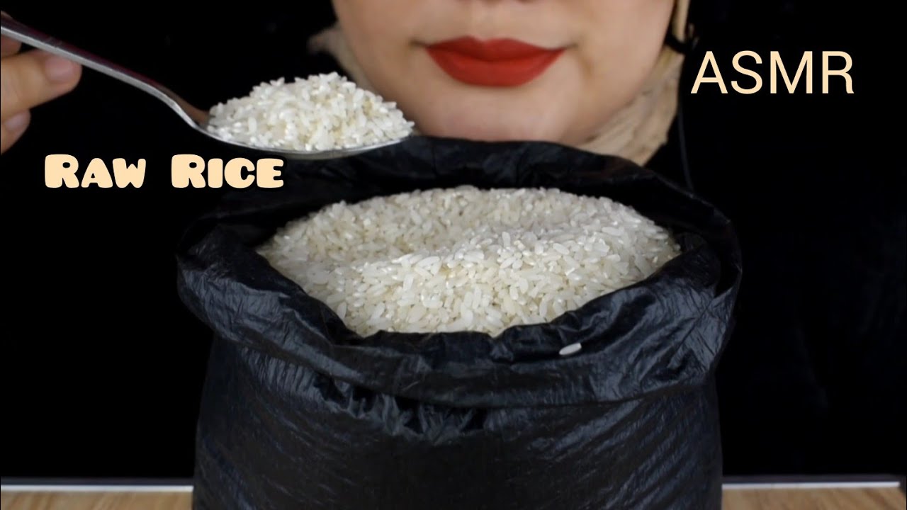 ASMR RAW RICE EATING|RAW RICE | MAKAN BERAS MENTAH DARI PASAR