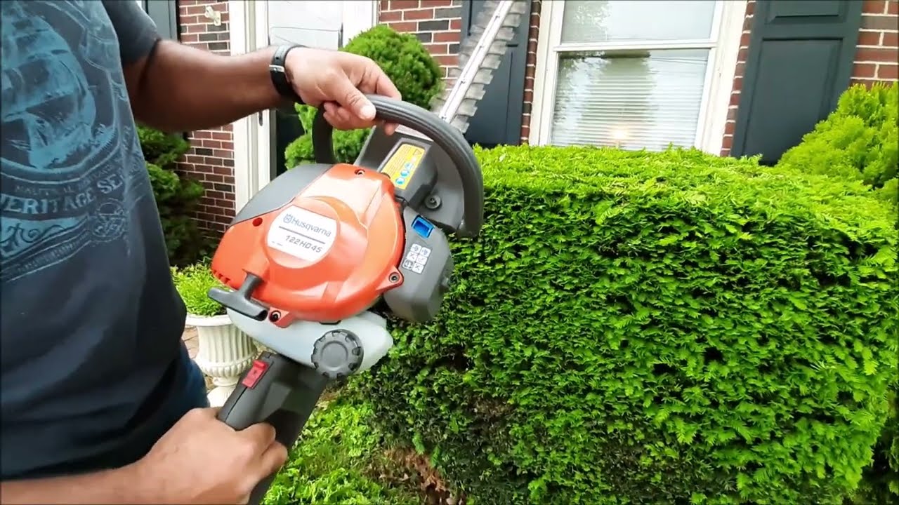 Husqvarna Hedge Trimmer - 122hd45