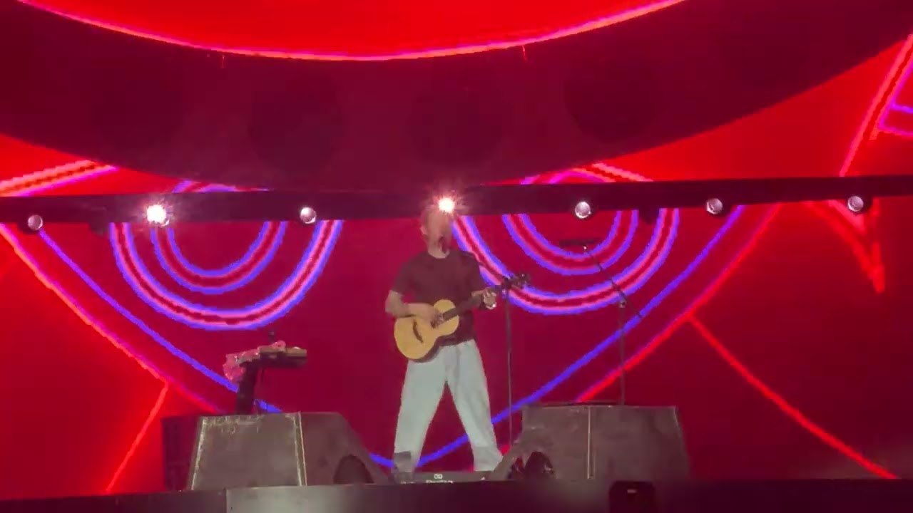 Symmetry - Ed Sheeran - Loop Tour Wellington 21/01/26