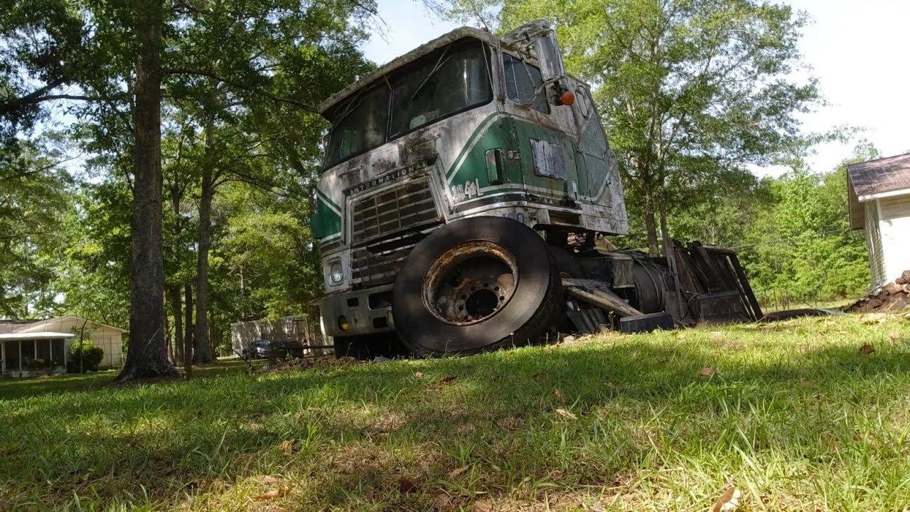 WILL IT START!? 43 YR OLD, ONE OWNER INT Transtar II, SITTING 20+YRS