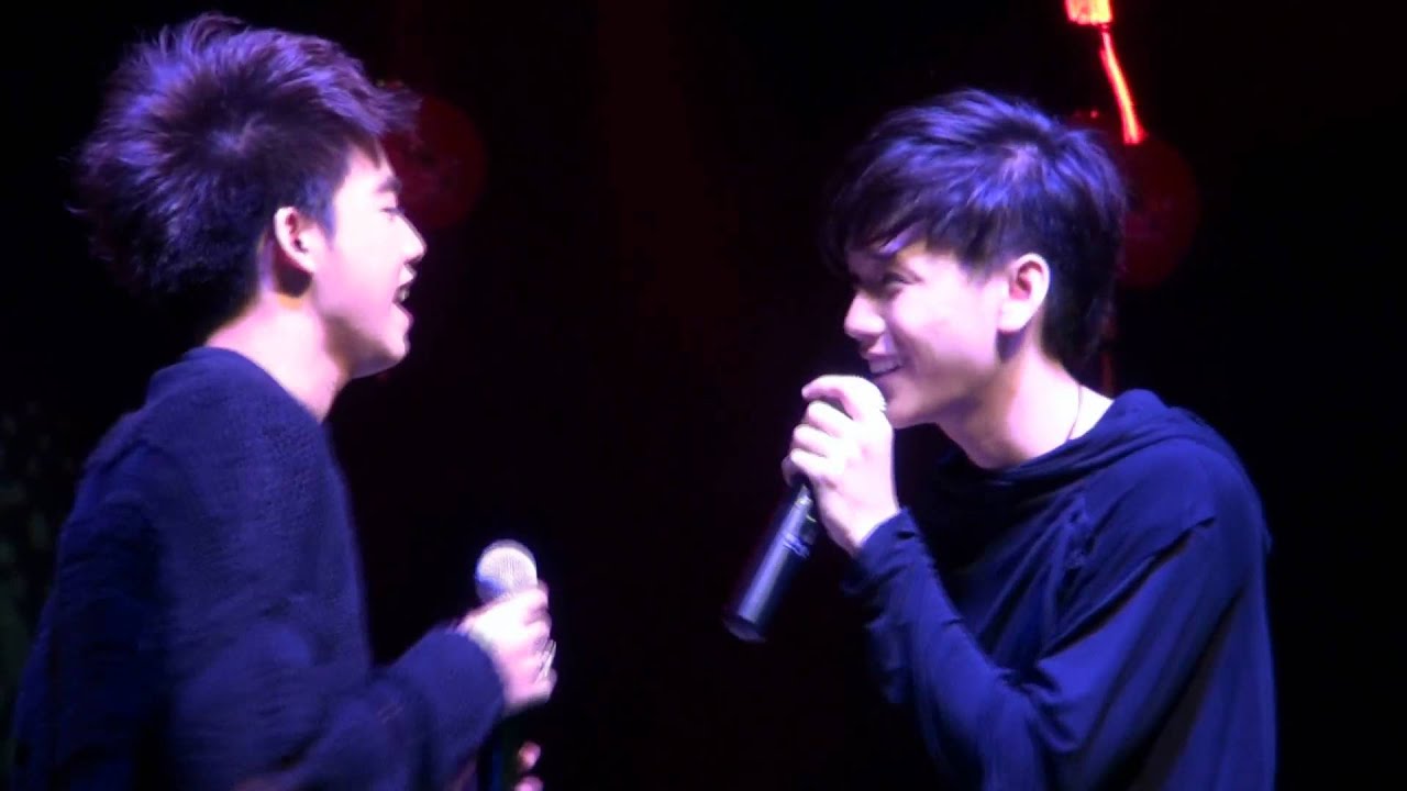 ต้น ธนษิต Ton Thanasit & Kacha AF8 - ยอม #Sexy - 120129 [Full HD]