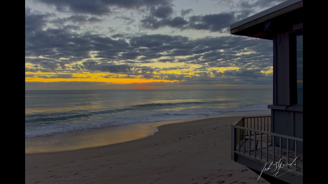 Sunrise at Sexton Plaza on 4 February 2026