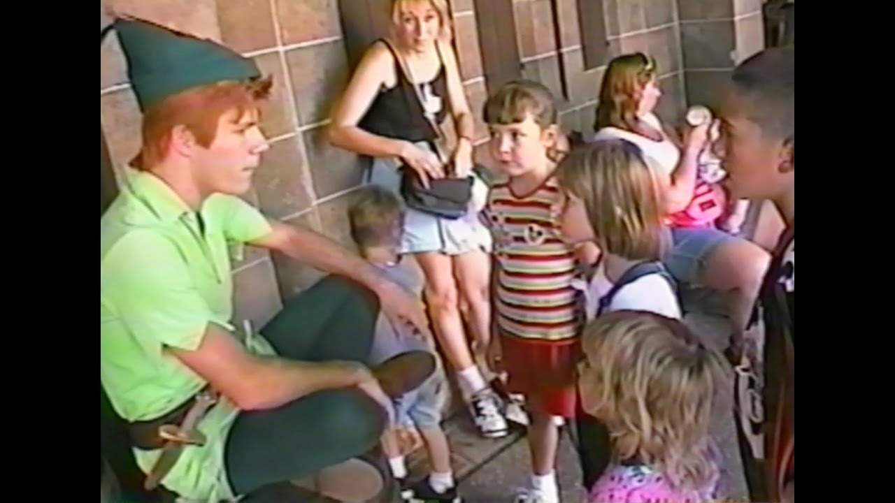 Scavenger Hunt with Peter Pan at Magic Kingdom - Walt Disney World (1999)