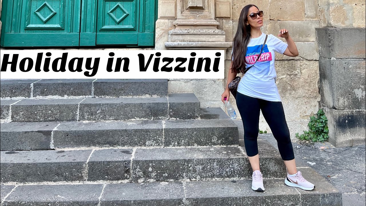 WHAT am i doing in Oldest CITY of SICILY ? 😜