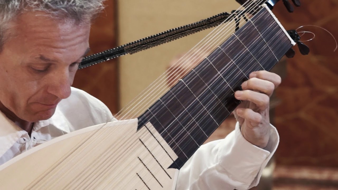 Pedro Jesús Gómez, baroque lute: Weiss Ciaconne E flat Major WeissSW10