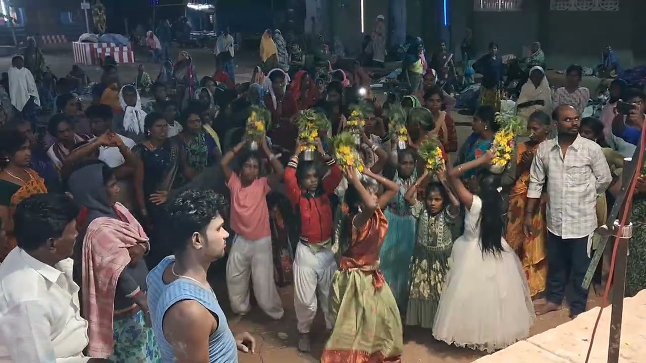 சின்ன பாப்பா சாமி ஆட்டம் 💖 | Goosebumps Moment TamilCulture#VillageFestival #srkpowergang #trending 