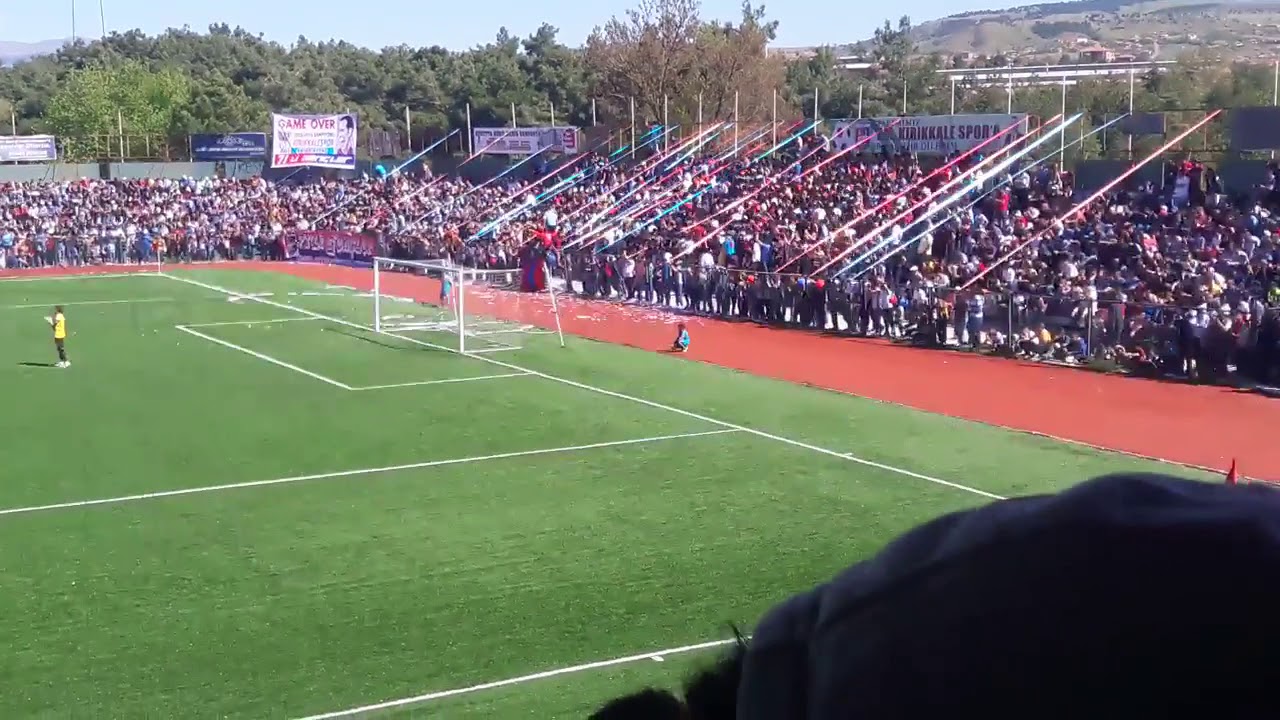 SÜPER LİG TRİBÜNÜ DEĞİL BURASI ....KIRIKKALE SPOR TİBÜNLERİ TIKA BASA  ...