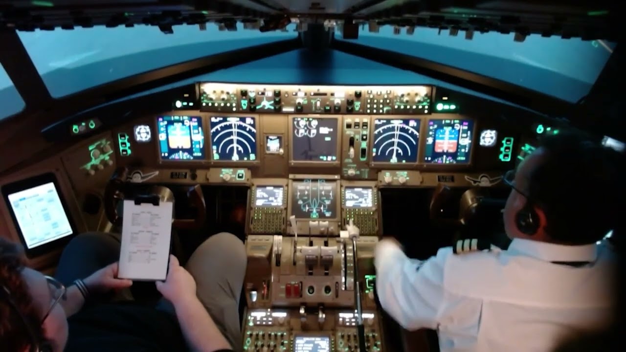 777 FULL HOME COCKPIT | FLYING TO HONOLULU