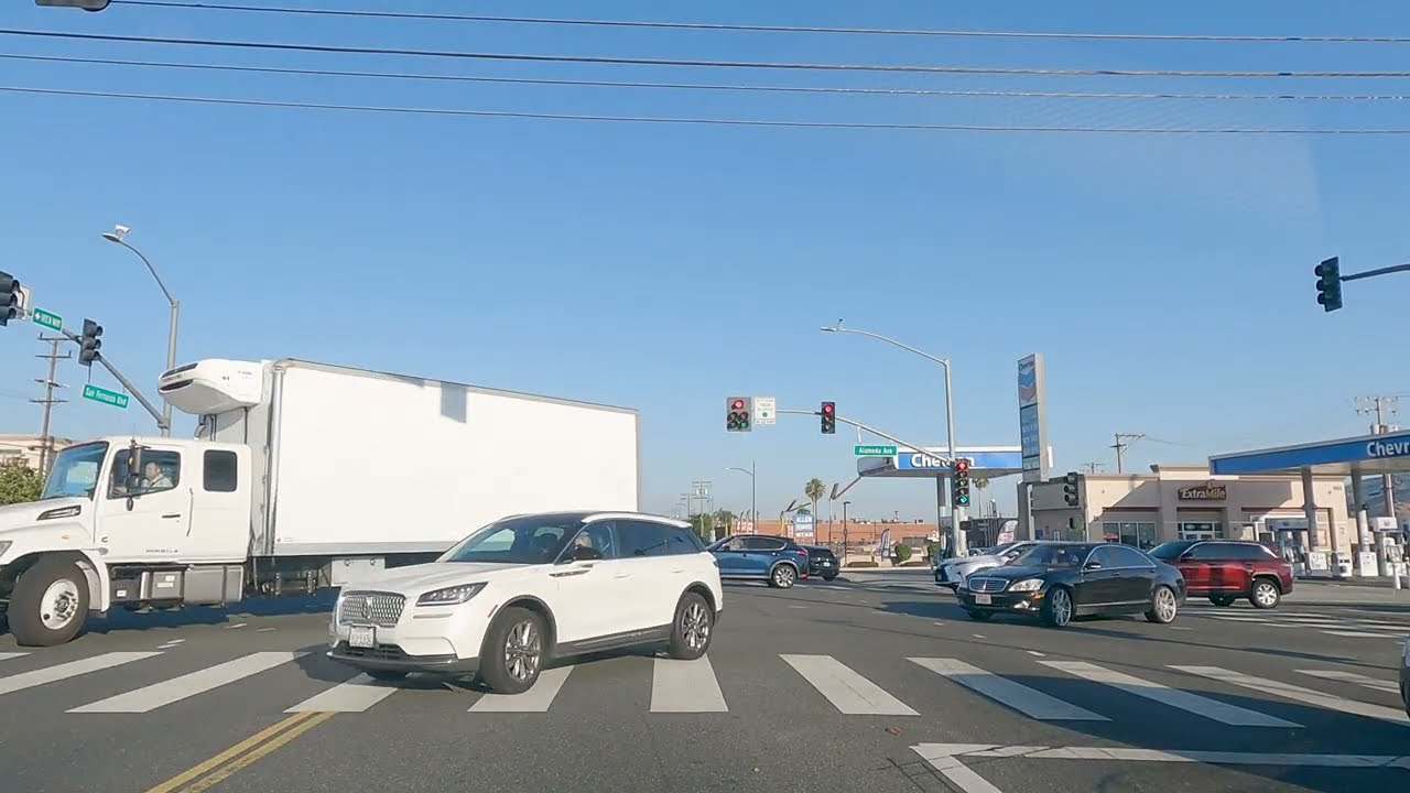 Riding the Streets of Burbank, California [4k]