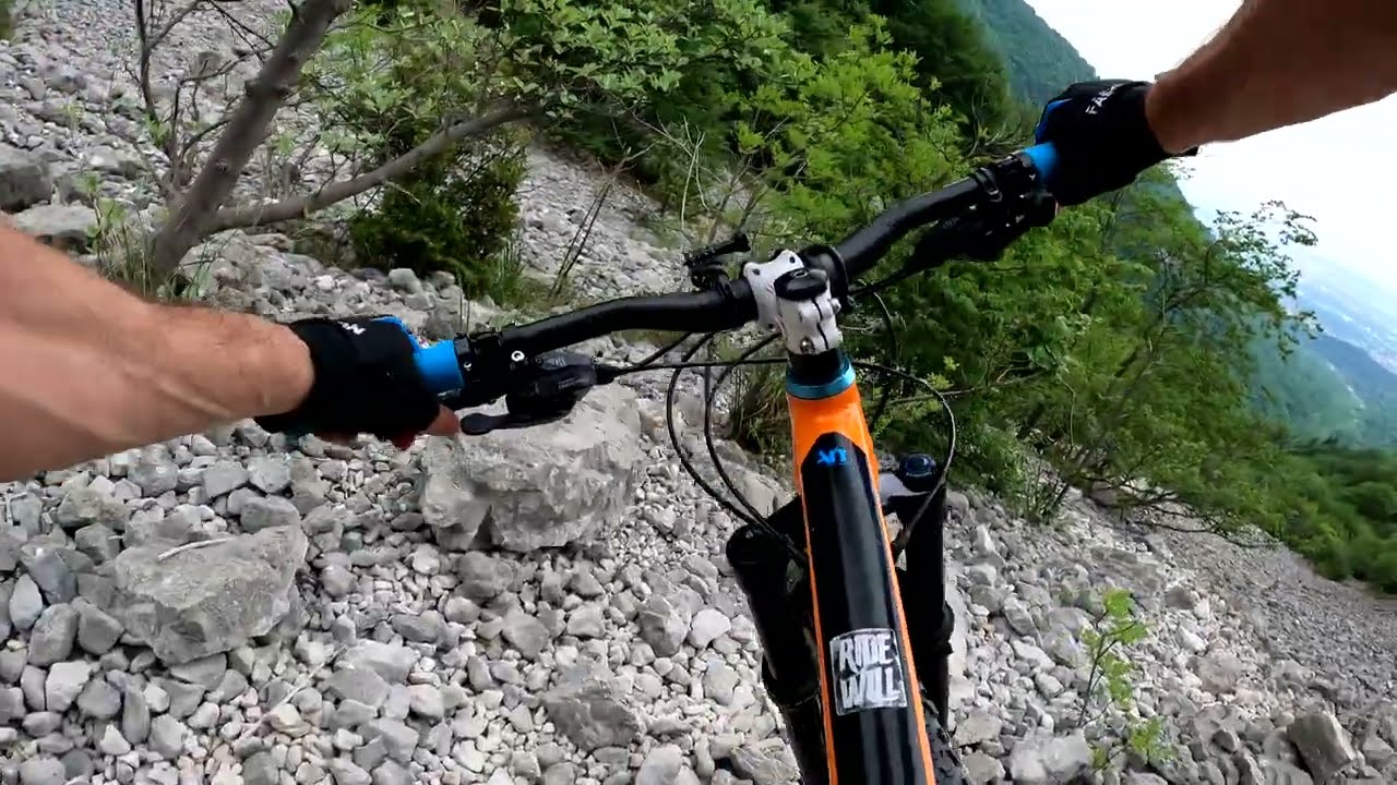 Ghiaione Valgrande MTB, da Valle Friz a Dardago, parte finale: Chi riesce a farlo &egrave; un grande!