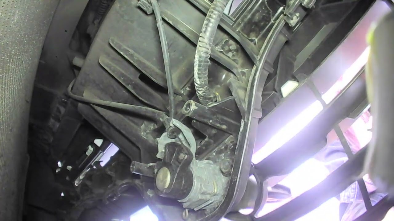 Ford Transit Custom   Motorhaube öffnen