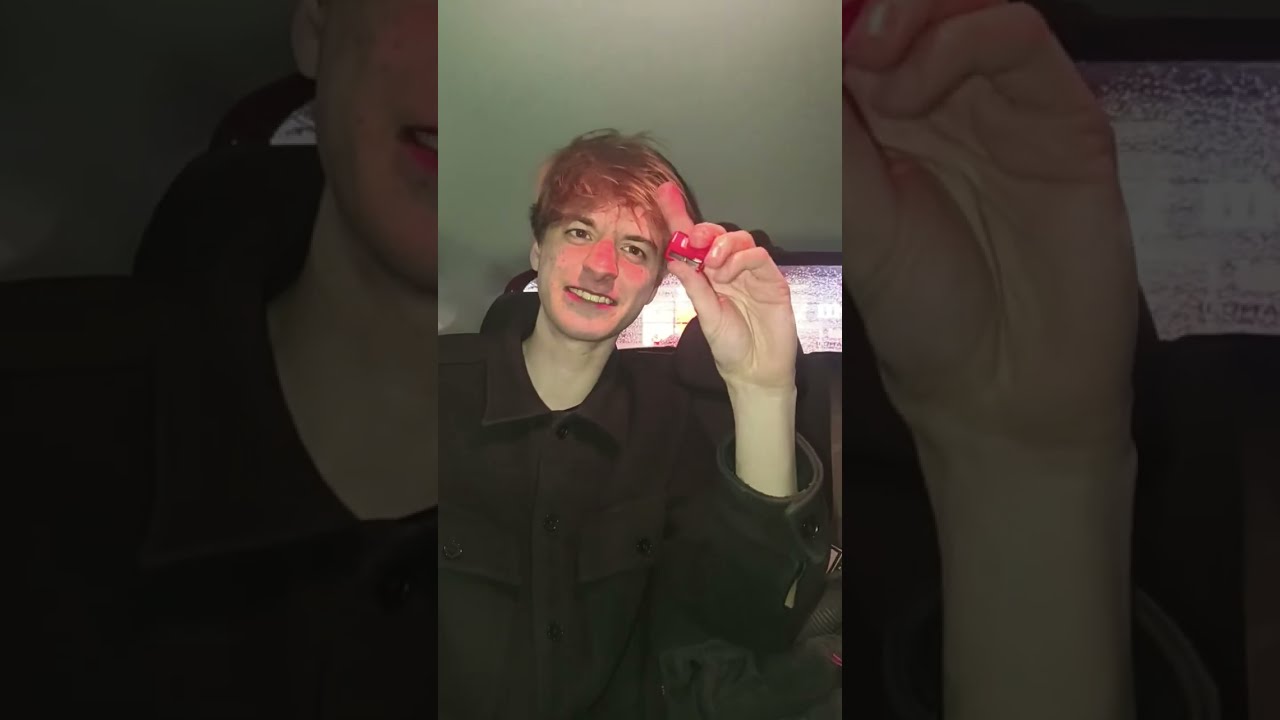 Kupujemy randomowe rzeczy które chat każe nam kupić