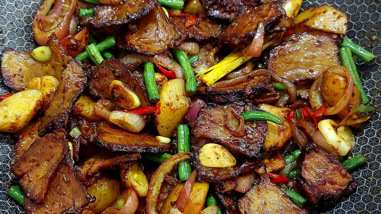 Daging Salai Masak Kicap Pulak.. Asyik Masak Lemak Jer