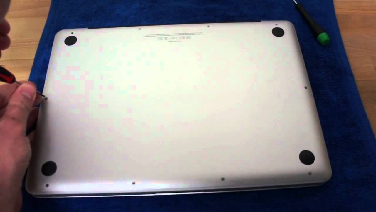 Tuto Remplacer son disque dur par un SSD sur Macbook Pro by ExoaWare