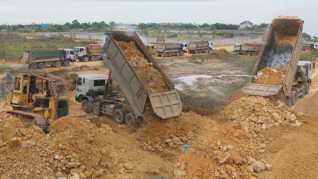 Strongly Wonderful Best Mighty Komatsu Dozer D40p and  Dump Truck Trago Deawoo Land Leveling