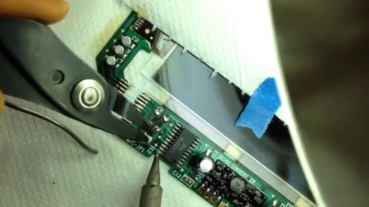 Apple Macintosh Powerbook 145B (same as 140, 160, 145) Display Capacitor Replacement repair ReCap