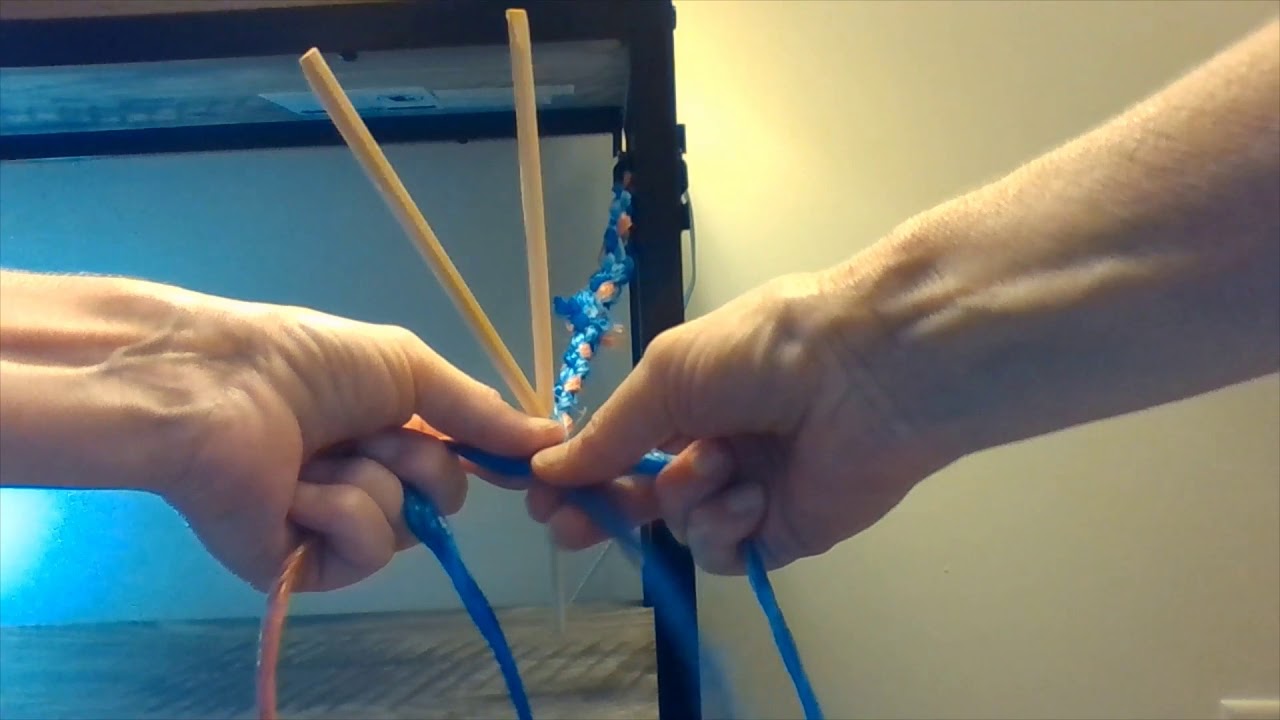 Baling Twine Crafts: Adjustable Halter with Lead - Circular Braid
