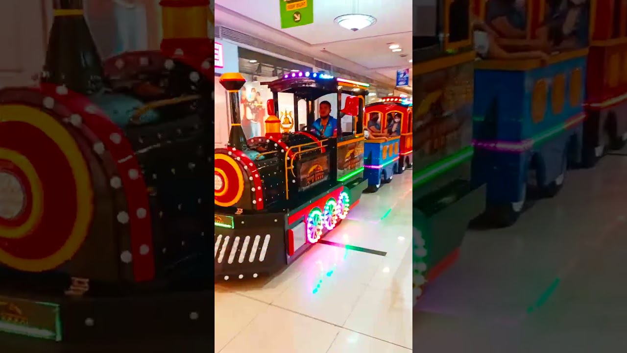 ASMR TRAIN IN MALL #shorts #asmr #train #ride #toys