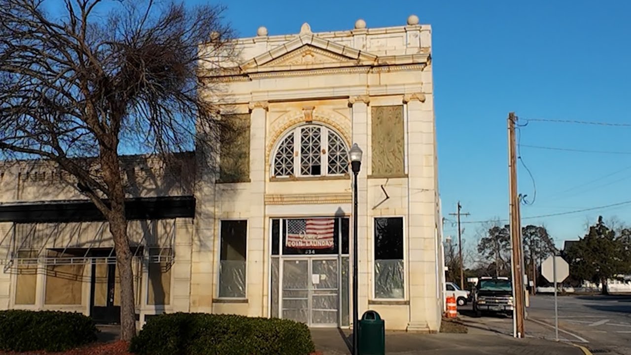The Ultimate DIY IBC Container Shower:  Budget Build for the Abandoned Bank!