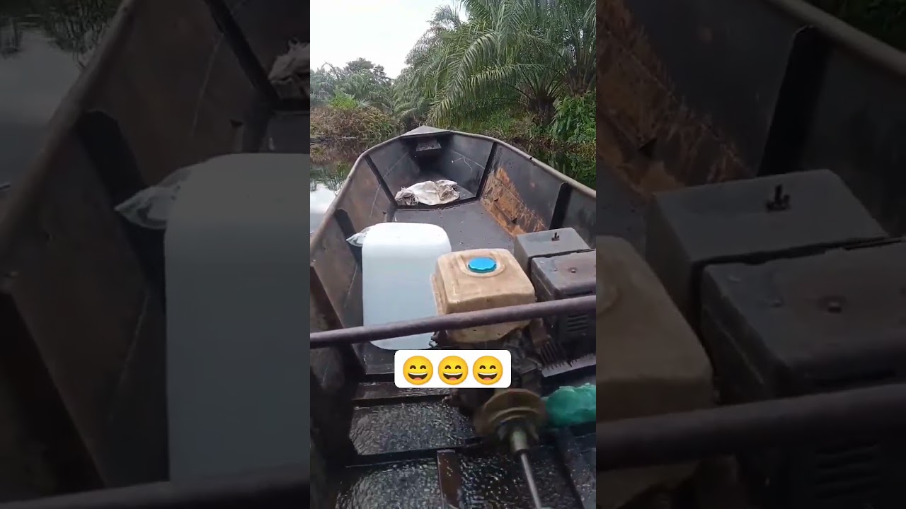 naik perahu plat besi #shorts #adventure