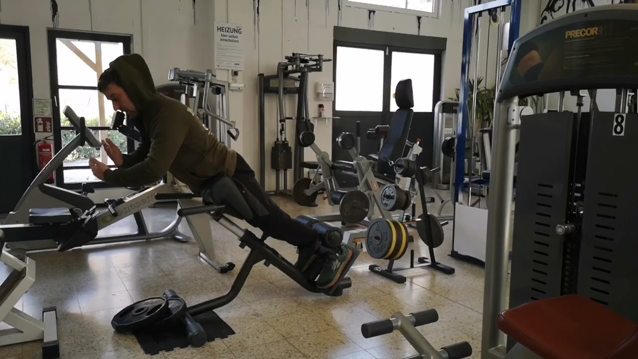 Rückenstrecker oder Back Extension - Park Workout Area 