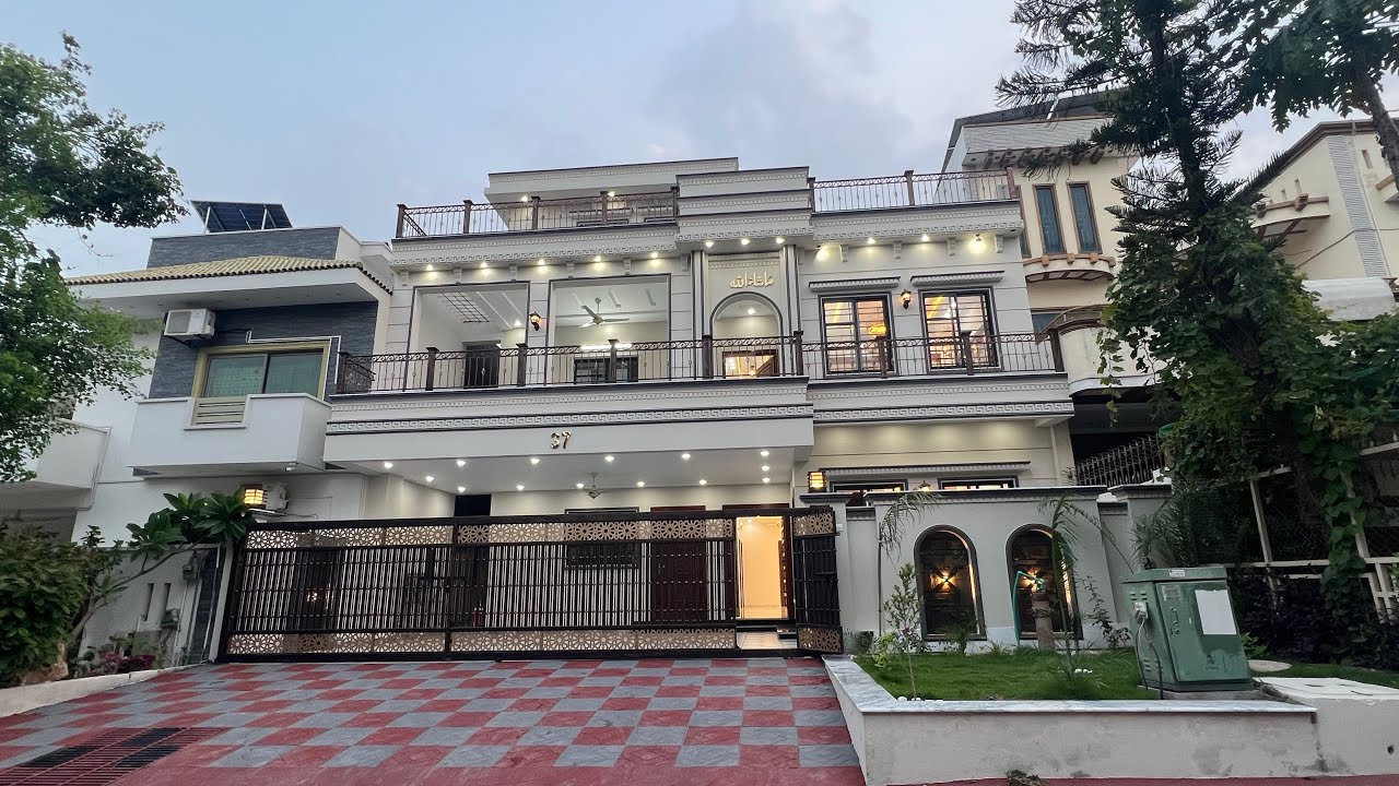 14 Marla house For Sale In G13 Islamabad 