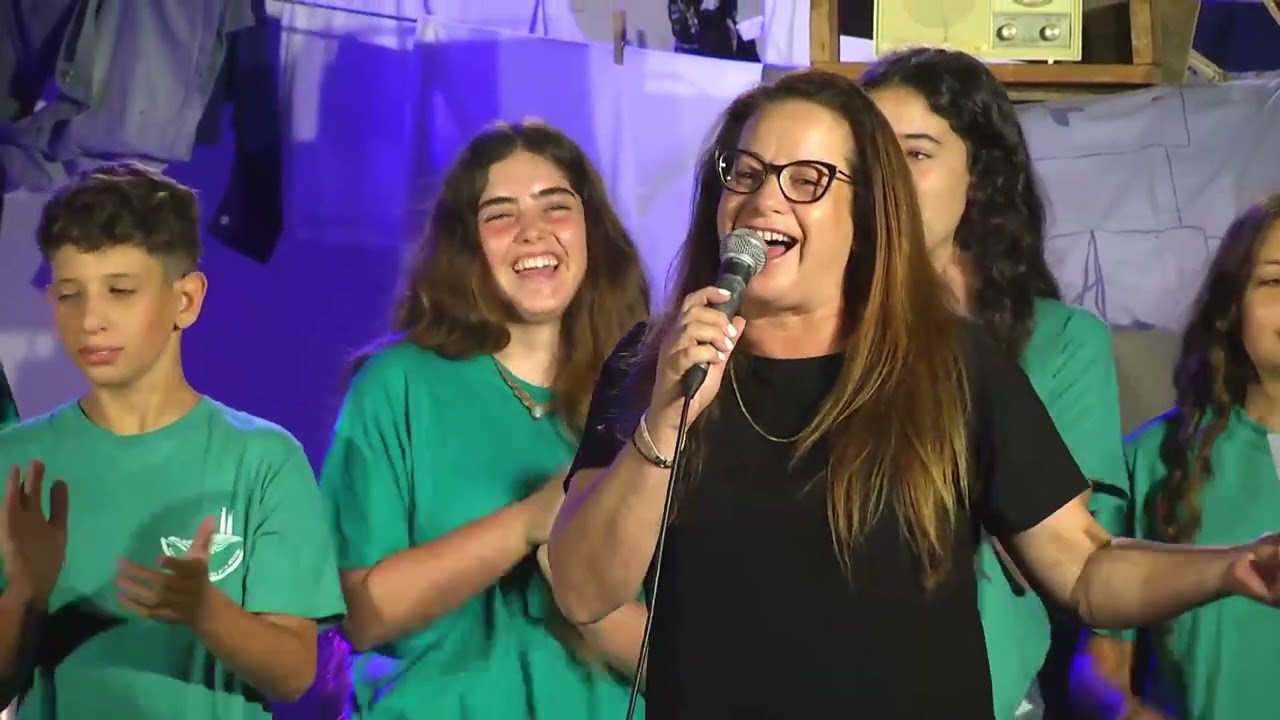 צ'רלי בממלכת השוקולד_שכבת ברוש_2022_קיבוץ אפק.