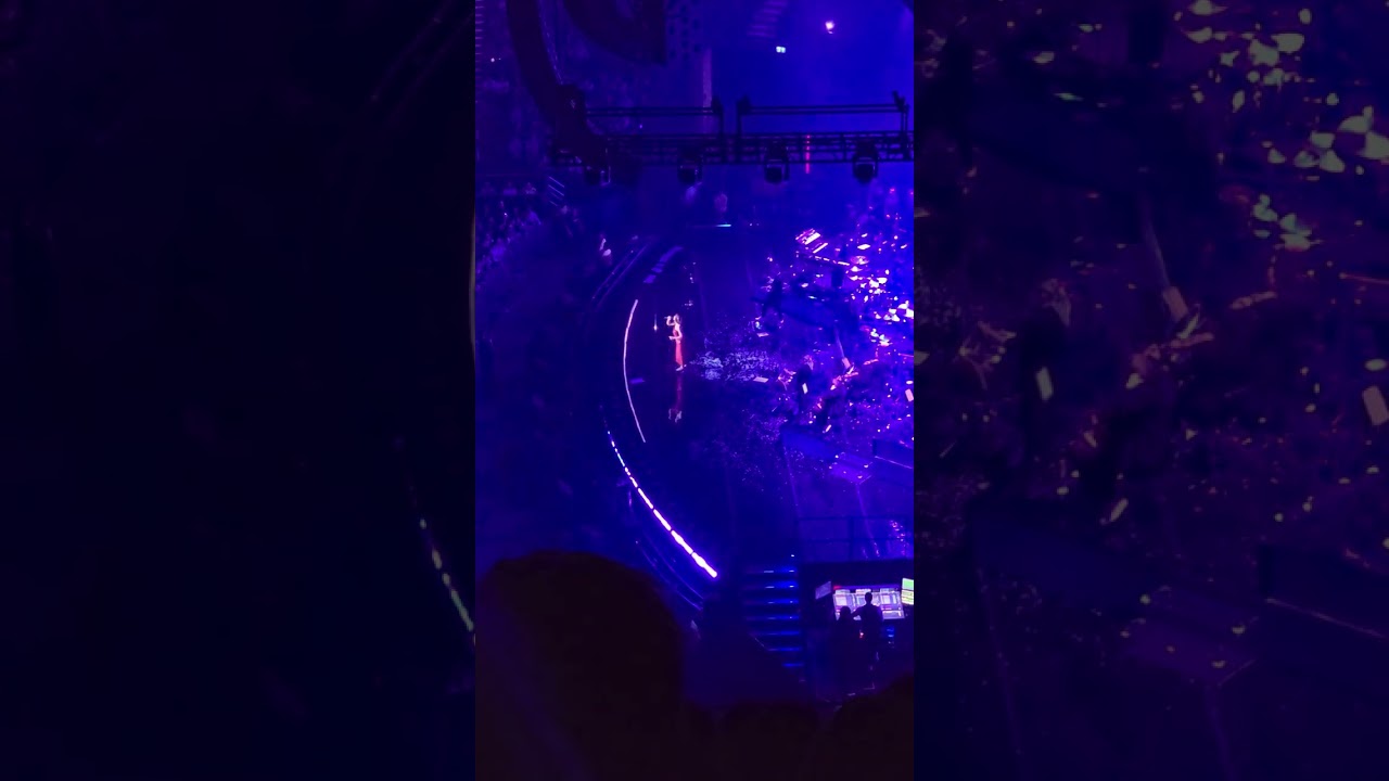 Raye - Life Boat live at the O2 London 01st March 2026 