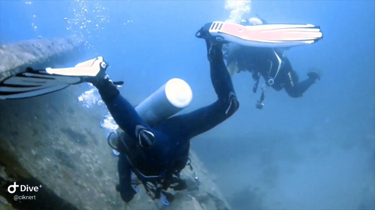 DIVING IN HURGADA EXCALIBUR/SUZANNA WRECK