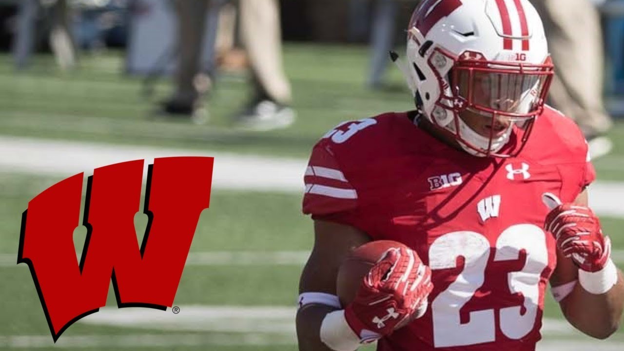 The Next GREAT College Running Back || Jonathan Taylor Wisconsin Highlights
