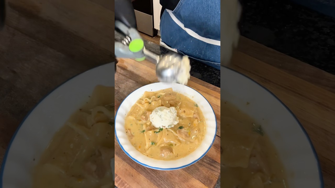 Chicken Alfredo Lasagna Soup #souprecipe #fyp #lasagnasoup #food