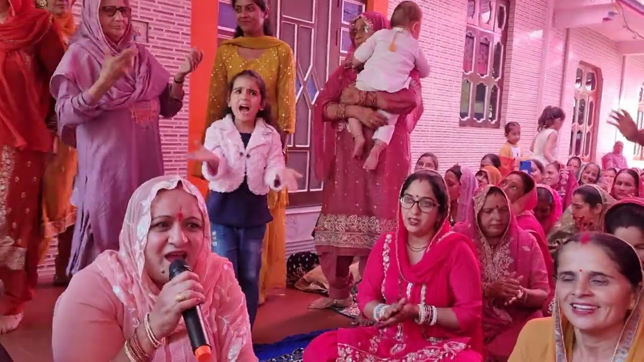 #bhajan रविवार के दिन कीर्तन में सुनिए सुन्दर भजन #kirtan 🙏🏻 