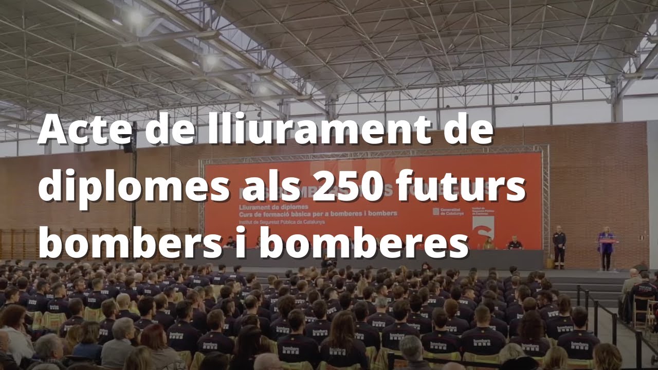 Acte de lliurament de diplomes als 250 futurs bombers i bomberes