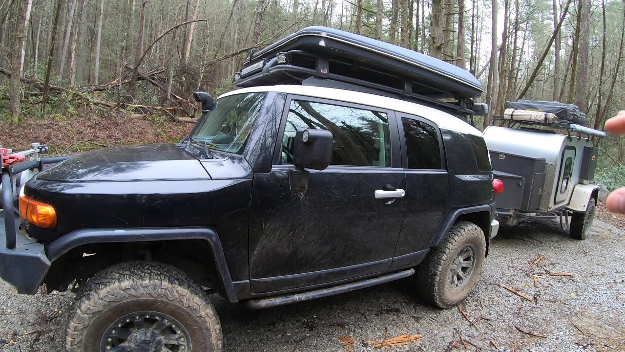 WATCH: Toyota FJ Cruiser and Moby Offroad Teardrop Walk Around part 1