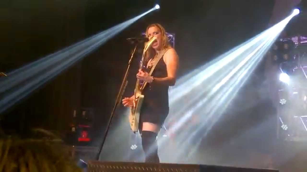 Halestorm - I Miss the Misery (Extended version) - Live SF 2015 | HQ audio