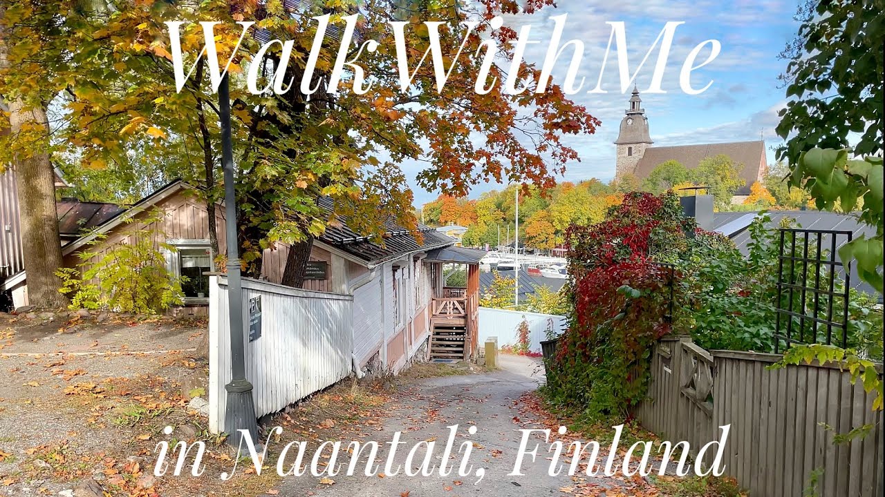 Walking around the Old Town of Naantali (Finland) in autumn  colours | ASMR