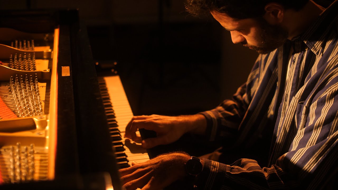 Distância (Daniel Santiago & Pedro Martins) - Matthieu Marcelin