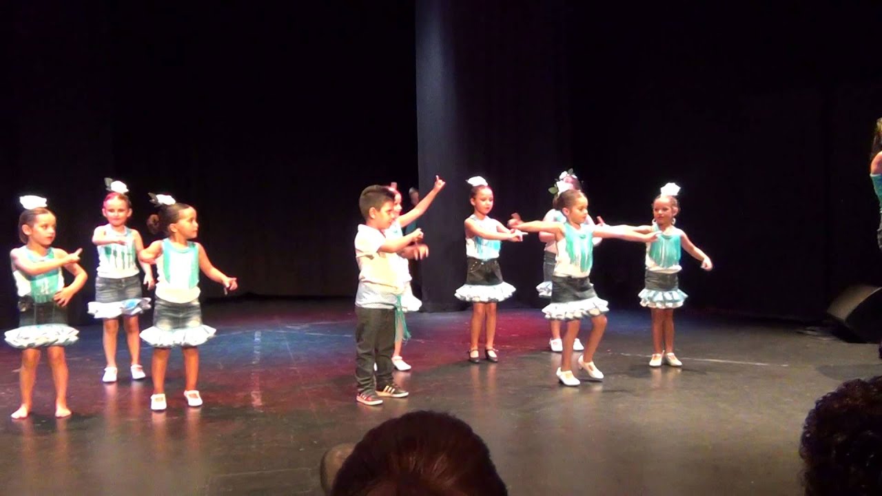 Solo se vive una vez .- Grupo de Danza Menea-T