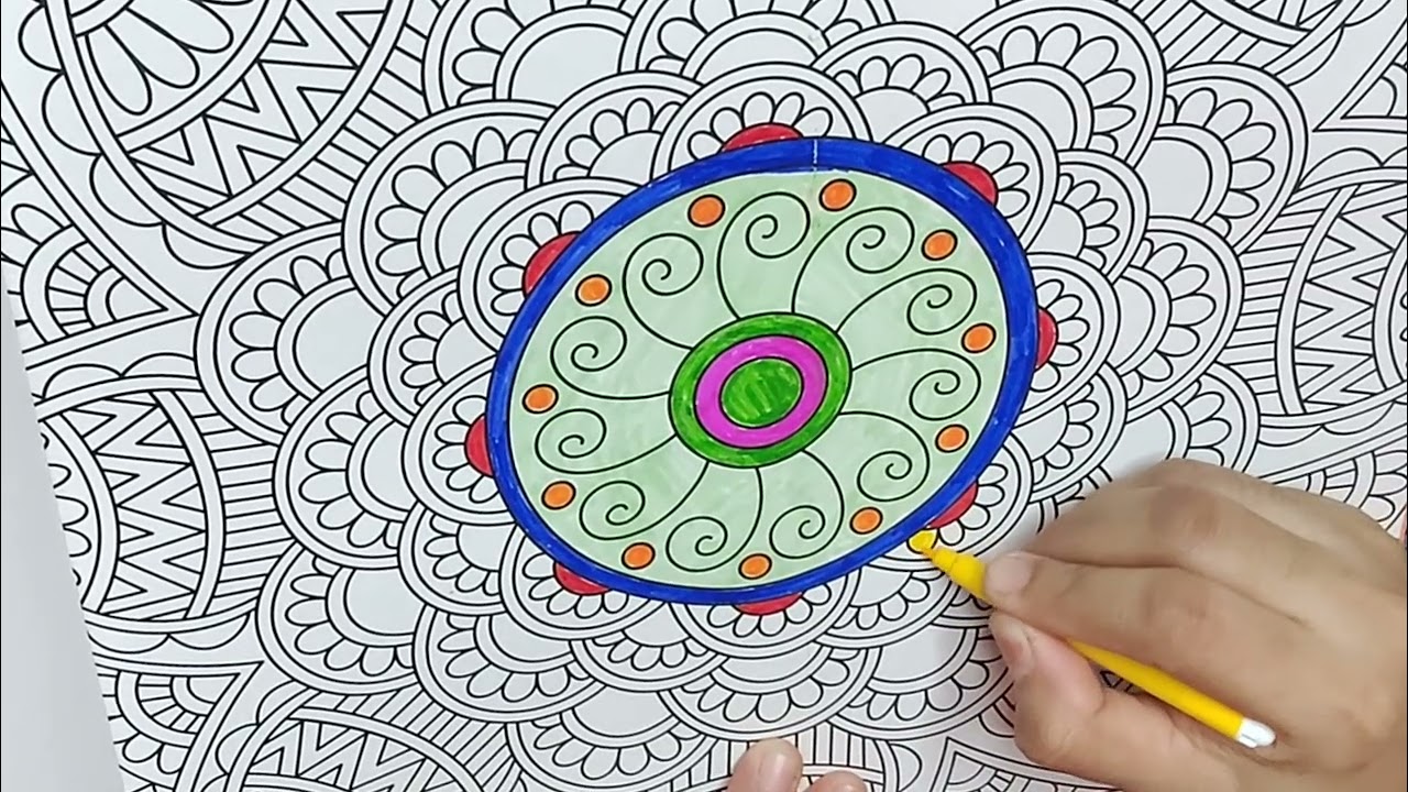 Colouring Mandala design 1...satisfying stress relieving 🙂 part 1.. #mandala #art #colors #coloring 