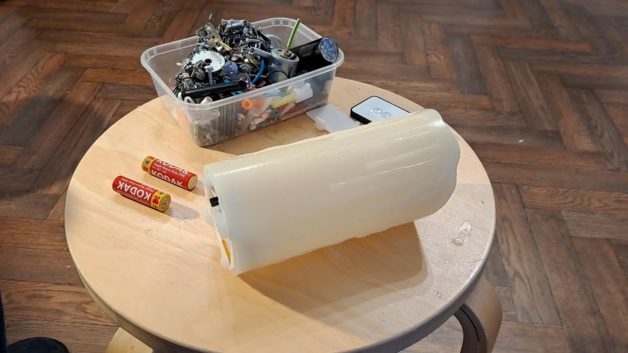 Fixing another LED flickering candle - that time of year again