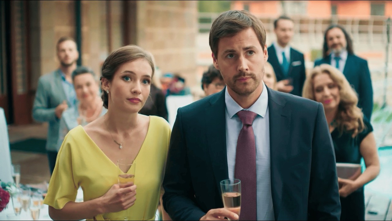 UN HOMBRE MISTERIOSO Y UNA OFERTA QUE LO CAMBIA TODO... "Amor por Contrato". TODAS LAS SERIES