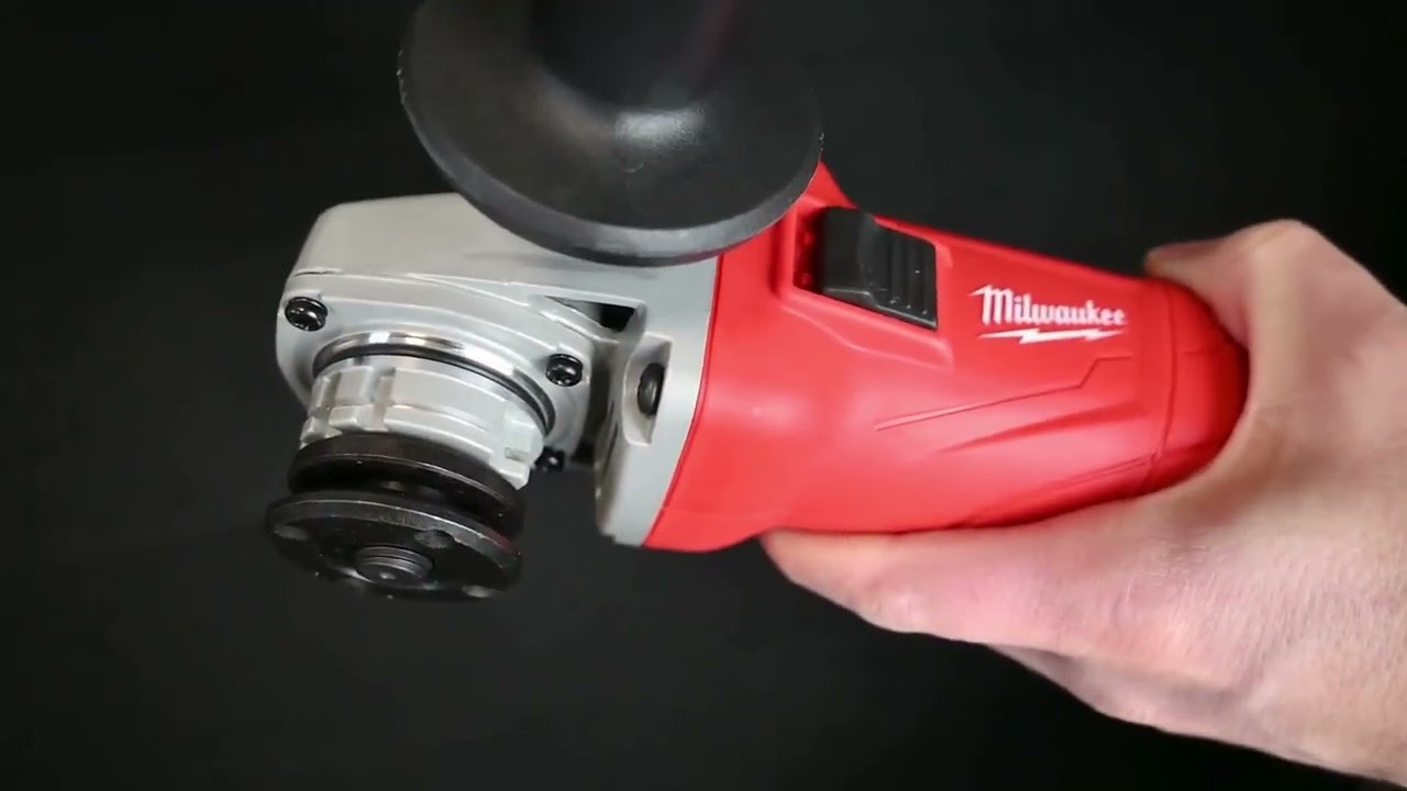 Milwaukee AG 10-125 EK – kompaktna 1000 W kotna brusilka (unboxing)