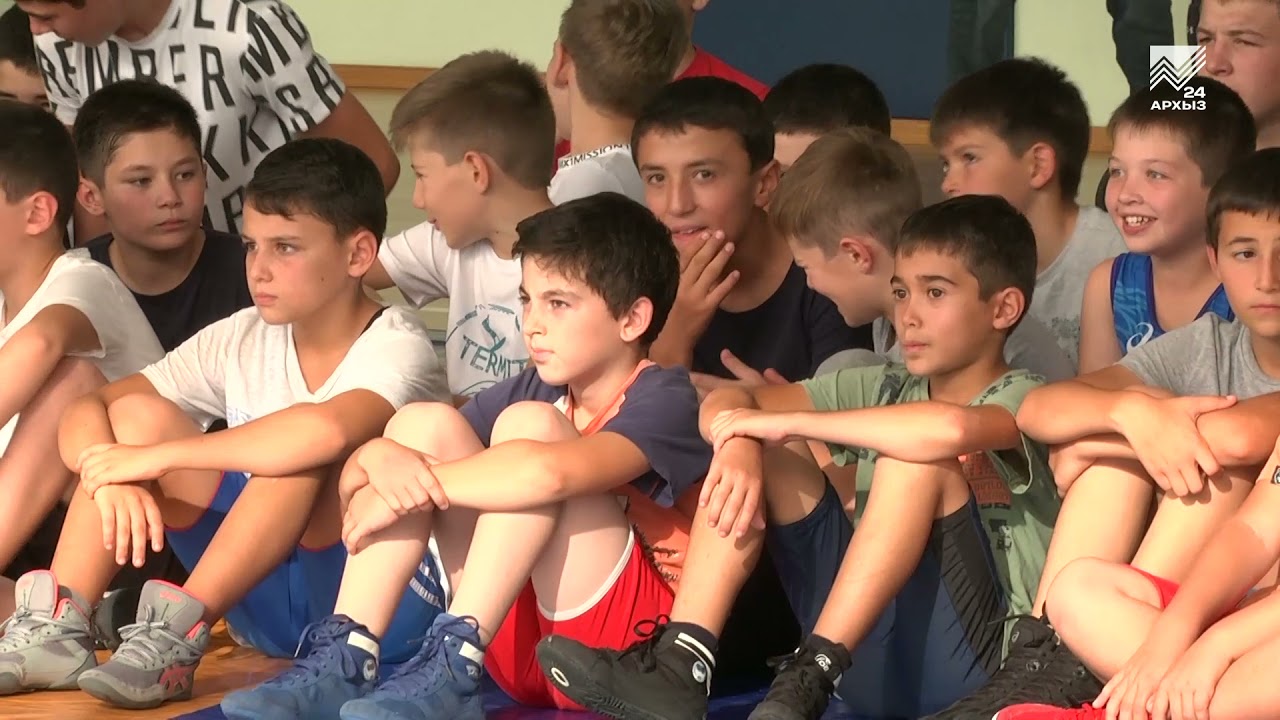 Олимпийская сборная по вольной борьбе приехала в Карачаево-Черкесию