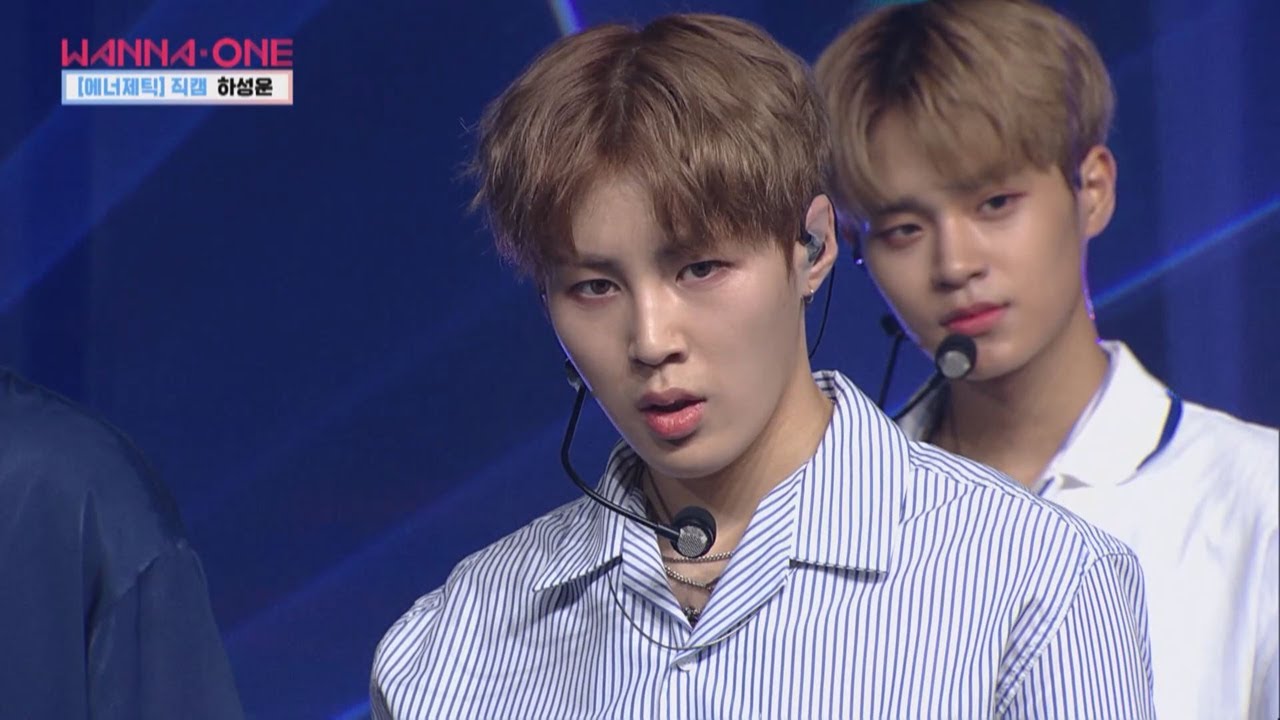 Wanna One Go [직캠] 일대일아이컨택ㅣ♬에너제틱 - Wanna One 하성운 170803 EP.3