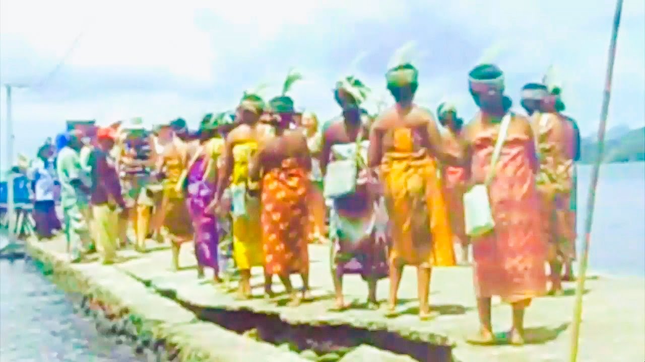 Pakomus Baransano - Swaromurabe | Lagu Daerah Papua (Lirik Subtitle)