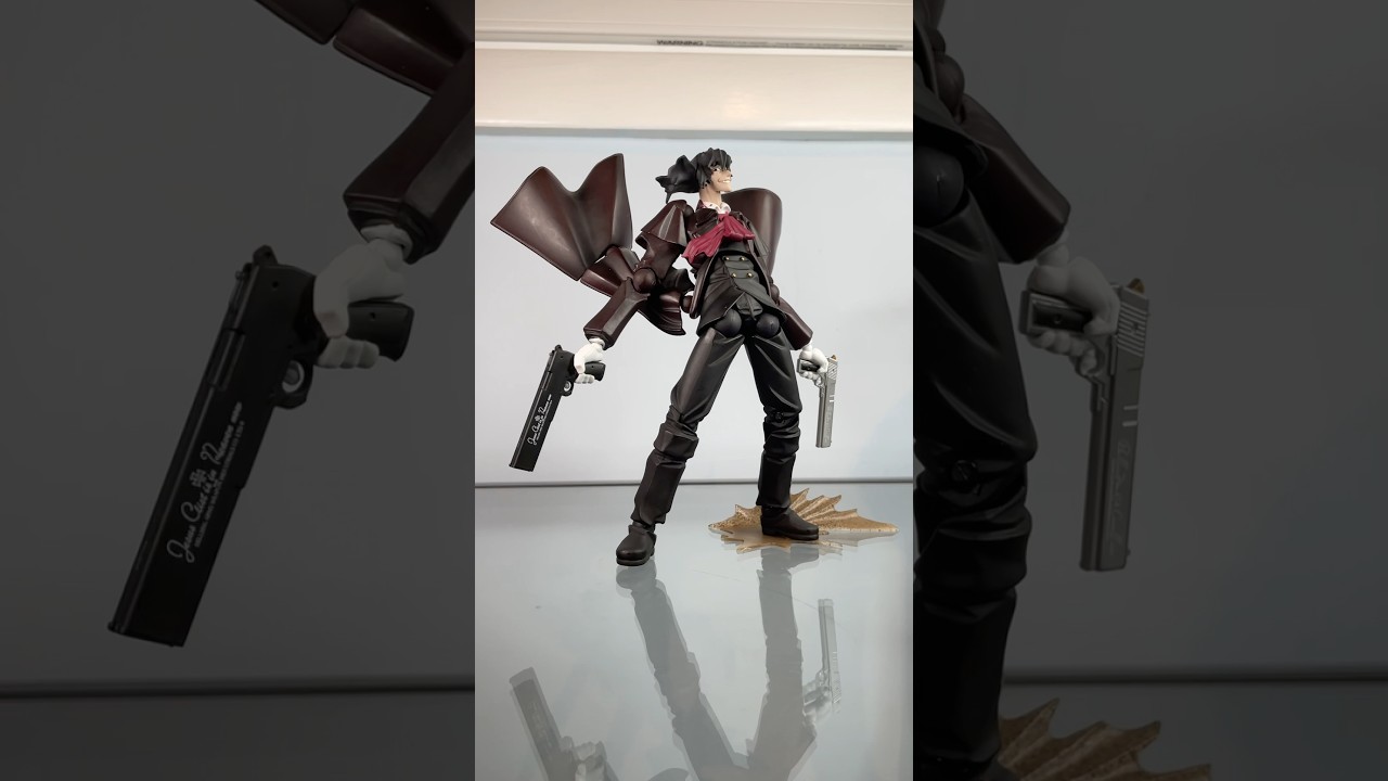The best vampire?!  #alucard #hellsing #diobrando #actionfigures #fyp #viralshort #figure #posing
