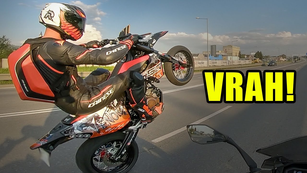 Motomenty #150 🏍 Život bez podprsenky