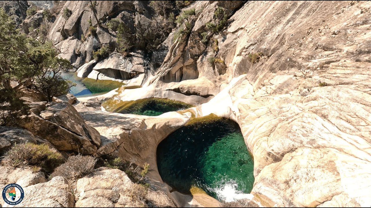 Les cascades de Corse, en hiver