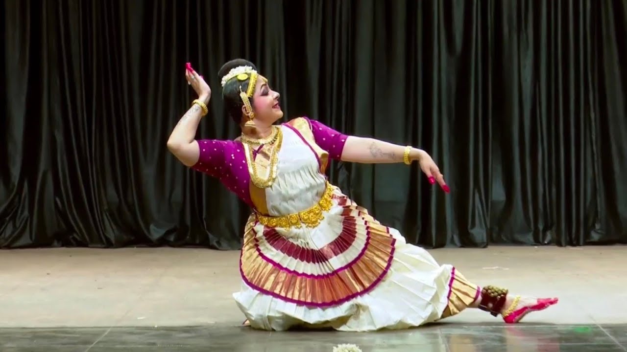 Mohiniyattam Padam | Karuna Cheyvan Enthu Thamasam | Seetha Lakshmi